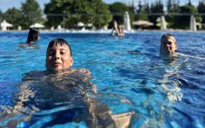 Obóz młodzieżowy, Piecki – kolonia z językiem angielskim Mazurskie Chaty, 10 dni 10-14 lat